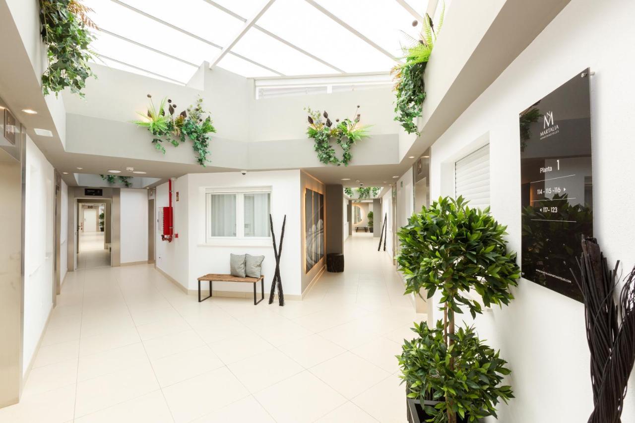 Apartamentos Martalia Arenal 龙达 外观 照片