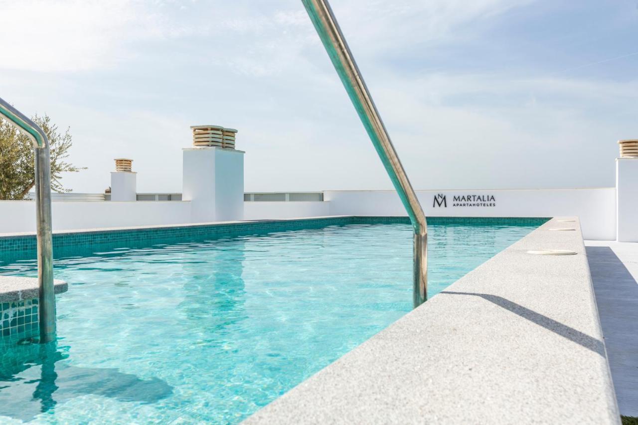 Apartamentos Martalia Arenal 龙达 外观 照片